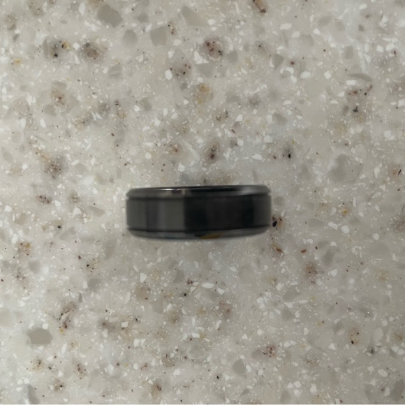 Men’s Titanium Wedding Band Size 11 - Picture 4 of 6